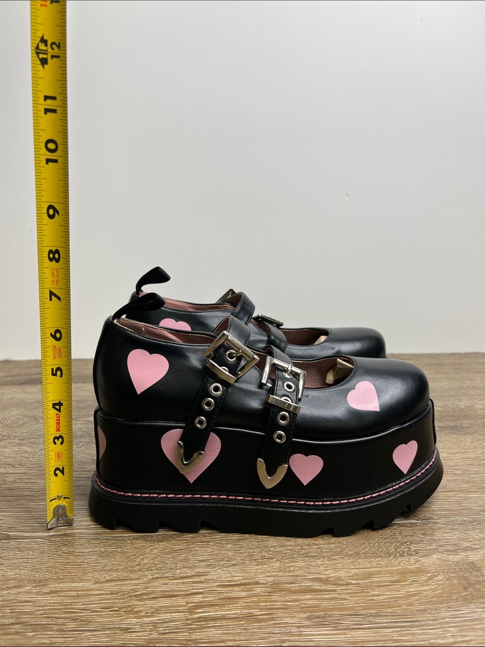 LAMODA Black & Pink Heart Platform Mary Jane Shoes Size 8 - Picture 8 of 10